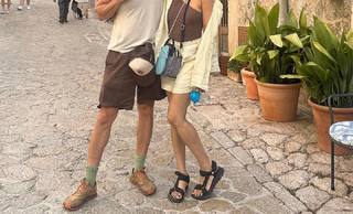 Freida Pinto feet photo thumbnail