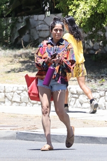 Freida Pinto feet photo thumbnail