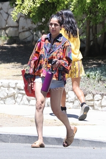 Freida Pinto feet photo thumbnail