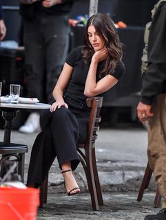 Camila Morrone feet photo thumbnail