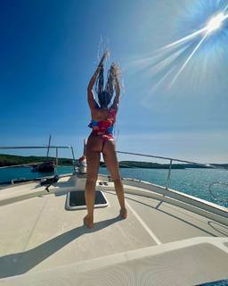 Tia Mowry feet photo thumbnail
