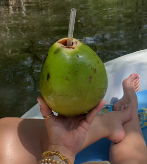 Franciely Freduzeski feet photo thumbnail