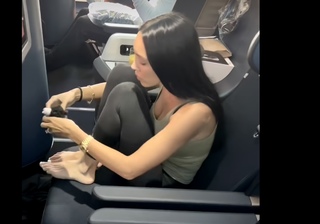 Scarlet Vas feet photo thumbnail