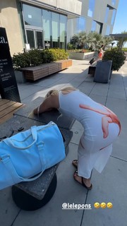 Lele Pons feet photo thumbnail