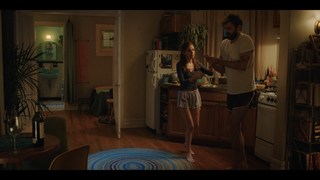 Anna Kendrick feet photo thumbnail