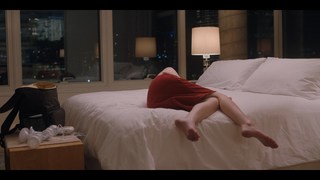Anna Kendrick feet photo thumbnail