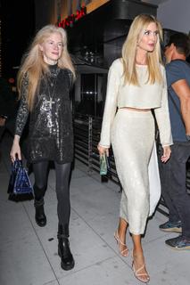 Ivanka Trump feet photo thumbnail