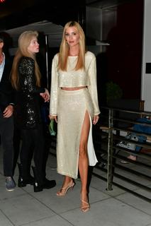 Ivanka Trump feet photo thumbnail