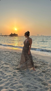 Ashley Roberts feet photo thumbnail