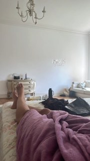 Lais Ribeiro feet photo thumbnail