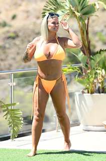 Kerry Katona feet photo thumbnail