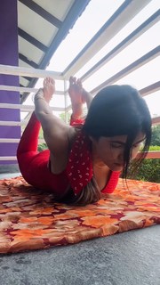 Poonam Yadav feet photo thumbnail