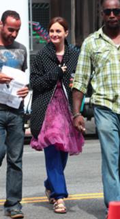 Leighton Meester feet photo thumbnail