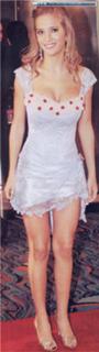 Luisana Lopilato feet photo thumbnail
