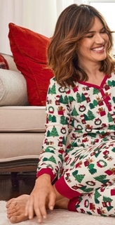 Mandy Moore feet photo thumbnail
