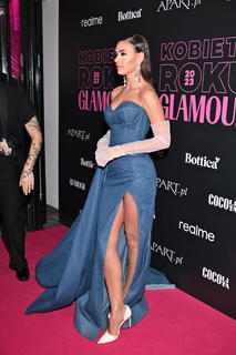 Klaudia Halejcio feet photo thumbnail
