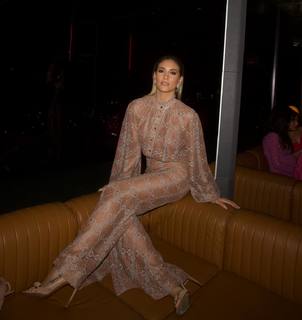 Athina Oikonomakou feet photo thumbnail