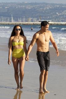 Kat Graham feet photo thumbnail