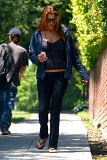 Kate Walsh feet photo thumbnail