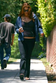 Kate Walsh feet photo thumbnail