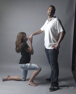 Ashley Greene feet photo thumbnail