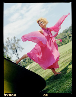 Carolina Dieckmann feet photo thumbnail