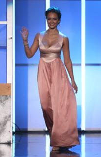 Jessica Alba feet photo thumbnail