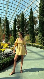 Taylor Hill feet photo thumbnail