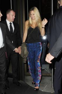 Bar Refaeli feet photo thumbnail