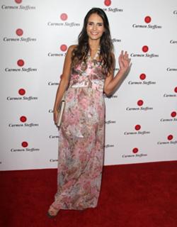 Jordana Brewster feet photo thumbnail