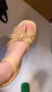 Isa Pes feet photo thumbnail