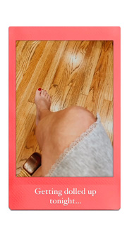 Angela Kinsey feet photo thumbnail