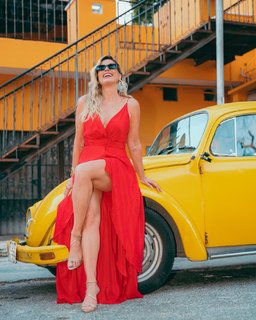 Flávia Alessandra feet photo thumbnail