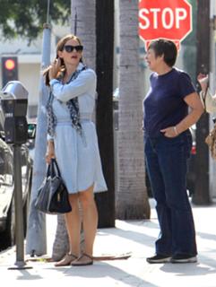 Jennifer Garner feet photo thumbnail