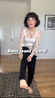 Shenae Grimes-Beech feet photo thumbnail