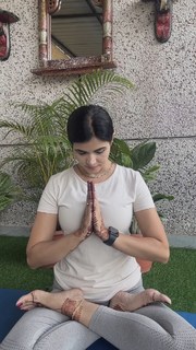 Poonam Yadav feet photo thumbnail