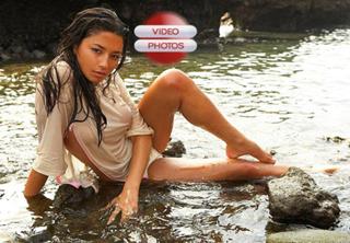 Jessica Gomes feet photo thumbnail