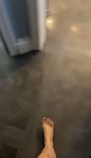 Amanda Cerny feet photo thumbnail
