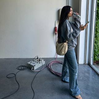 Zaira Nara feet photo thumbnail