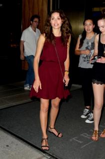 Emmy Rossum feet photo thumbnail