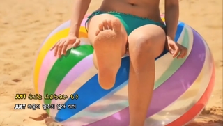 Ai Shinozaki feet photo thumbnail