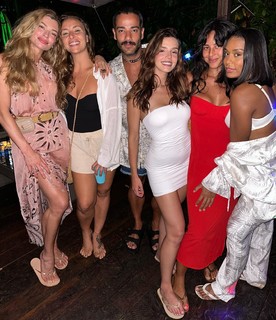 Giovanna Lancellotti feet photo thumbnail