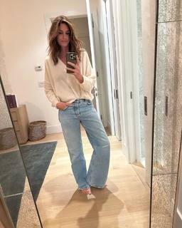 Cindy Crawford feet photo thumbnail