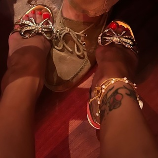 Belén Rodríguez feet photo thumbnail