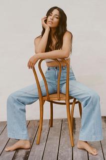 Jessica Gomes feet photo thumbnail