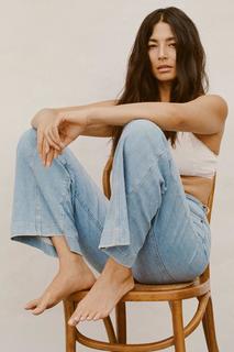 Jessica Gomes feet photo thumbnail