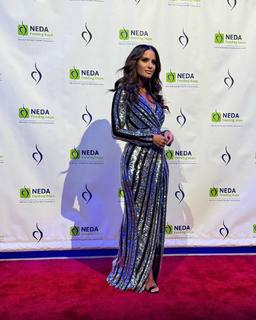 Rocsi Diaz feet photo thumbnail