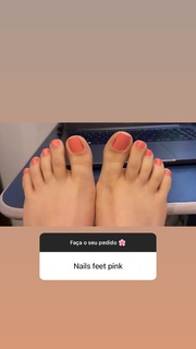 Isa Pes feet photo thumbnail