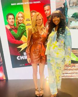 Heather Graham feet photo thumbnail
