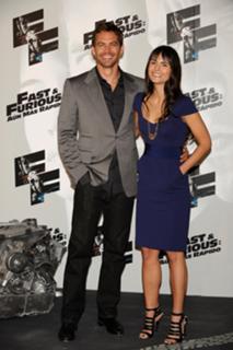 Jordana Brewster feet photo thumbnail